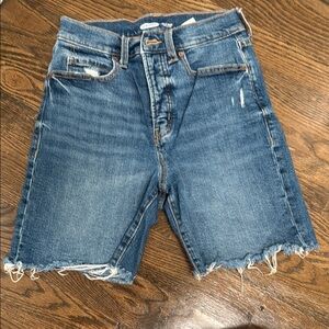 Old Navy Sky-Hi Distressed Denim Shorts